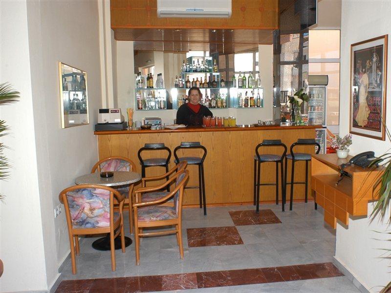 Daisy Hotel Apartments Rethymno Exterior foto